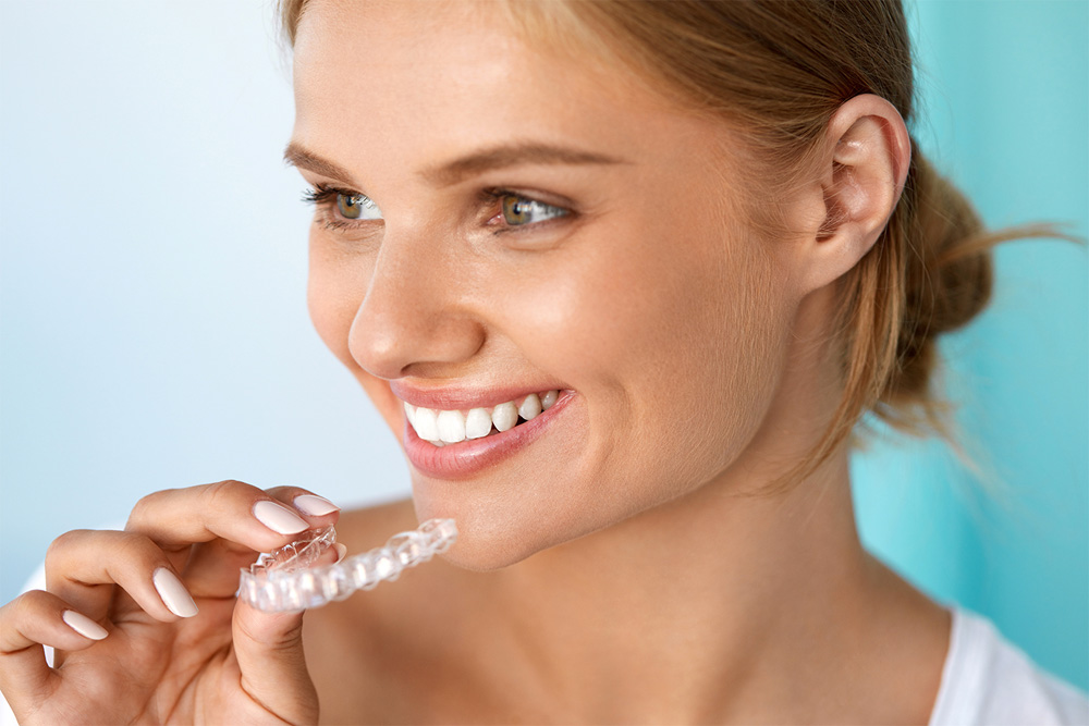 Teeth whitening tray at eastrosedental.com