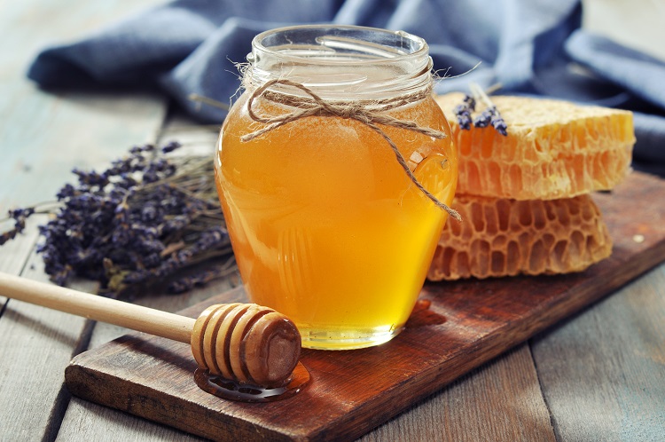 cure gingivitis with honey